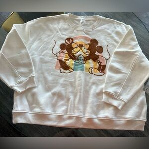 NWT Disney Mickey & Minnie Cream Swearshirt